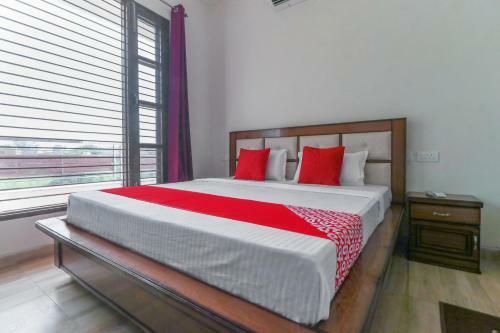 Hotel Oyo 72644 Castle Mohali