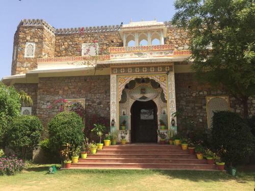 Hotel Sultan Bagh Ranthambhore- An Ethnic Camp Resort