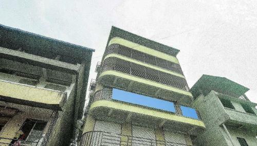 Oyo Flagship 76385 Hotel Samrat Palace - Moca
