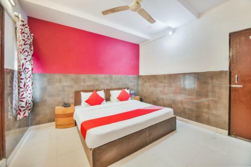 Oyo 45055 Hotel King's Palace