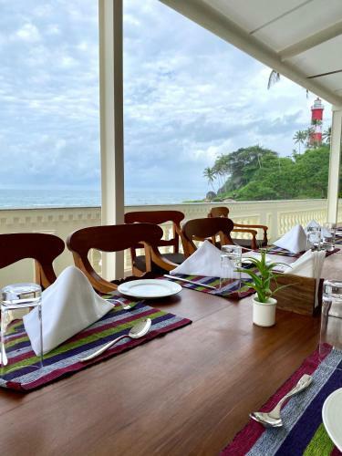 Hotel Rockholm At The Light House Beach