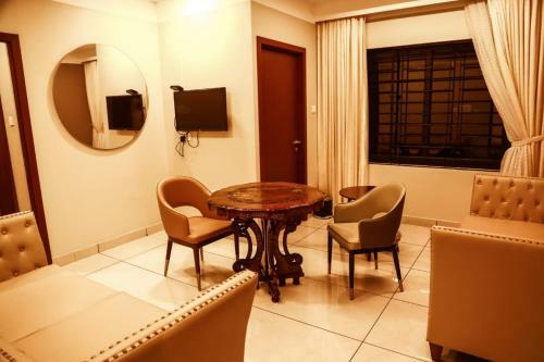 Hotel New York Square