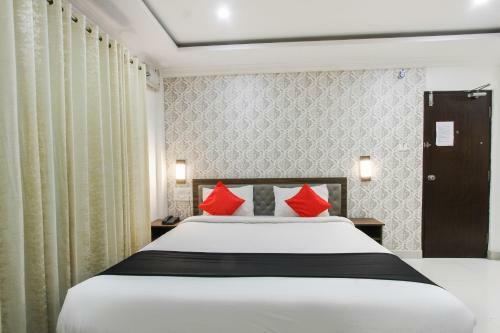 Hotel Oyo 23994 Rich Fort
