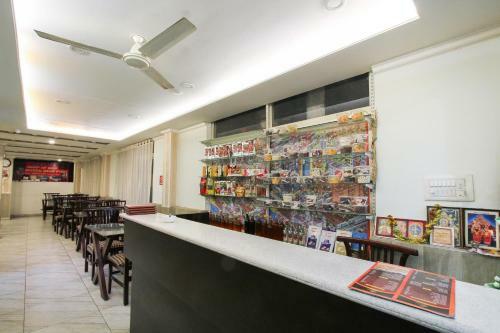 Hotel Oyo 23994 Rich Fort
