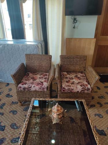 Hostal Paradise Leh Residency