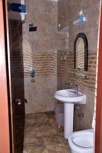 Hotel Ronak Cottage