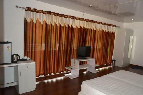 Hotel Adb Mt. Resorts Lansdowne