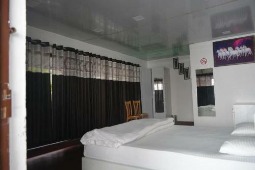 Hotel Adb Mt. Resorts Lansdowne