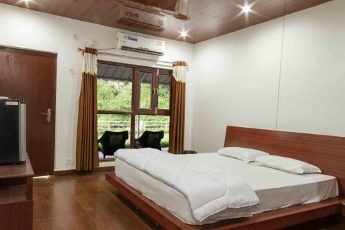 Hotel Adb Mt. Resorts Lansdowne