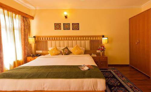 Hotel Ladakh Residency
