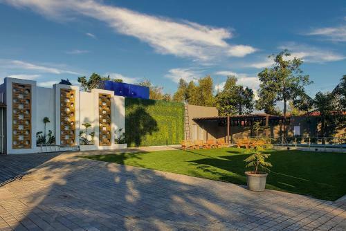 Hotel The Orchid Lonavala