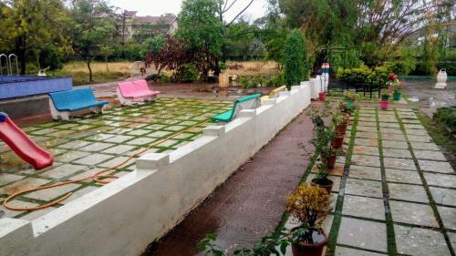 Avishkar Holiday Home 10bhk