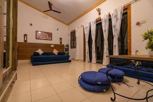 Villa Leisurely Blue Chimes, Lonavala