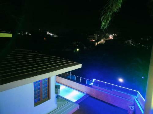 Hotel Misty Royale
