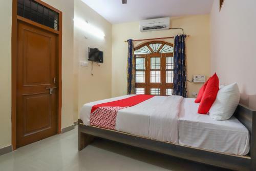 Hotel Oyo 60441 Tripathi Palace