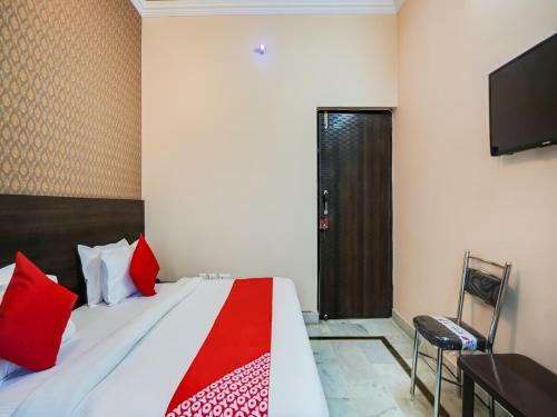 Hotel Oyo 75521 Silk Inn
