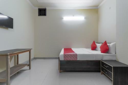 Hotel Oyo 45265 Aditya Inn
