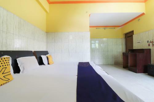 Spot On 61307 Hotel Geet Palace