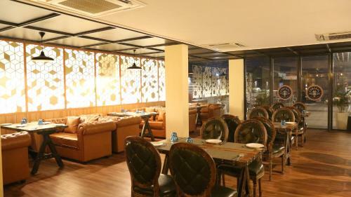Hotel V