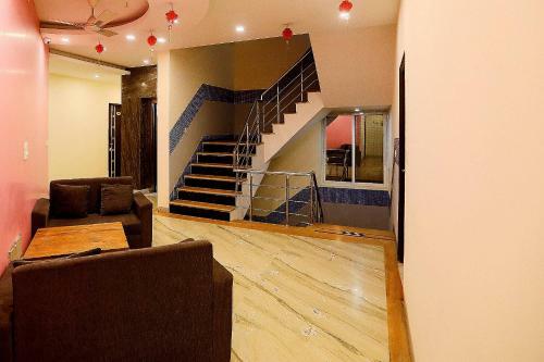 Collection O, 80432 Hotel Imarat