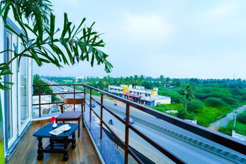 Hotel Grand Padappai Residency