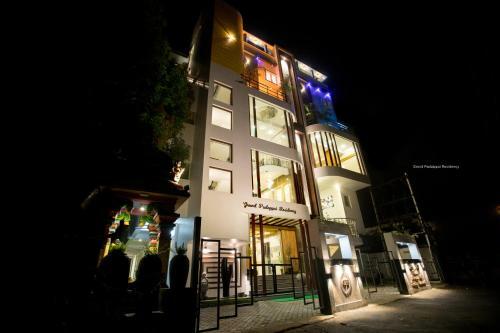 Hotel Grand Padappai Residency