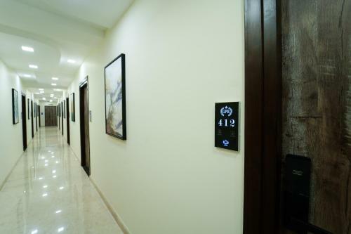 Hotel Grand Padappai Residency