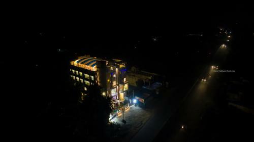 Hotel Grand Padappai Residency