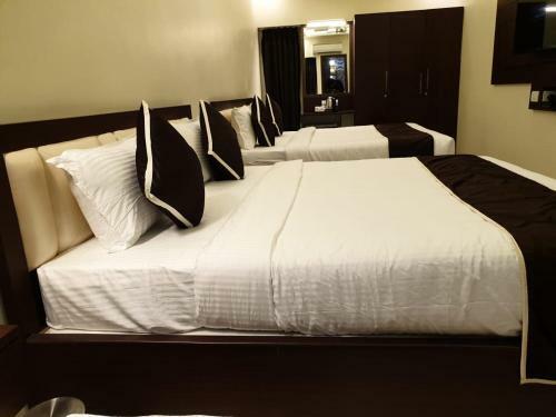 Al Noor Palace Business Class Hotel