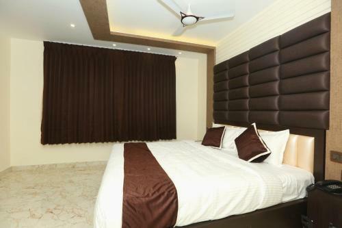 Al Noor Palace Business Class Hotel