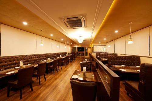 Al Noor Palace Business Class Hotel