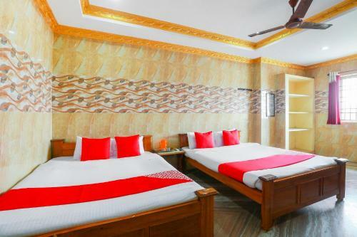 Hotel Oyo 68796 Shanthi Mahal