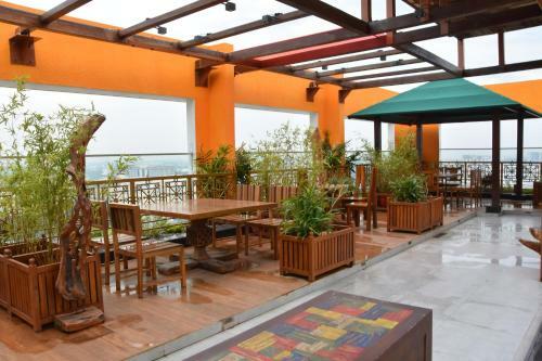 Hotel Regenta Central Rs - Chennai