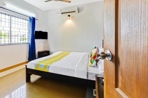 Hostal Lively Stay In Neelankarai