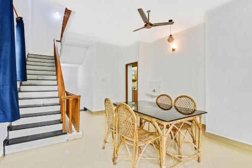 Hostal Lively Stay In Neelankarai