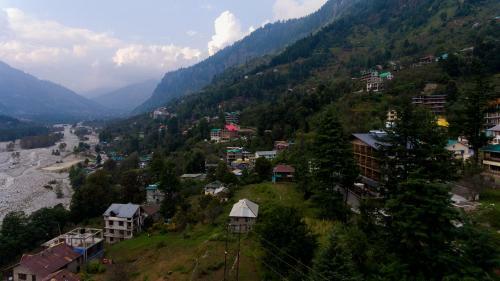 Hotel Aloka Resort