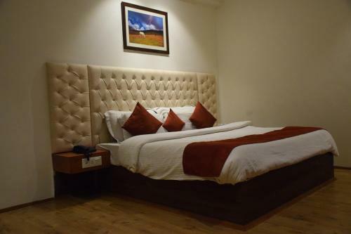Hotel Sandhya Resort & Spa Manali