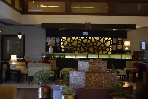 Hotel Sandhya Resort & Spa Manali