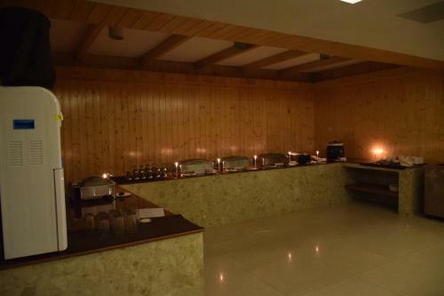 Hotel Sandhya Resort & Spa Manali