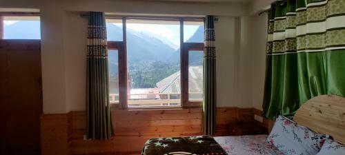 Albergue Dwellers Manali