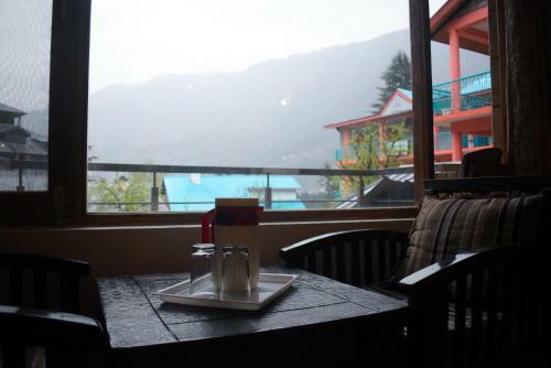 Hotel Grand Welcome Manali