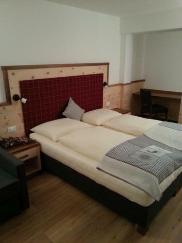 Hotel Pensione Alcialc
