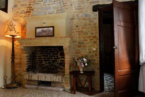 Hotel Antico Borgo Di Tabiano Castello