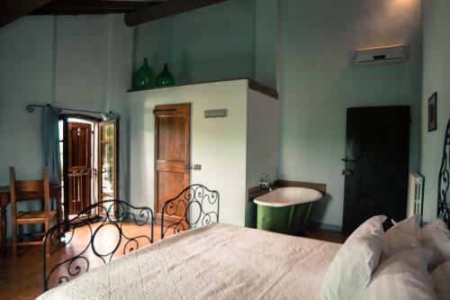 Hotel Antico Borgo Di Tabiano Castello