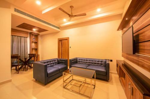Hotel Hometown Galleria Manipal