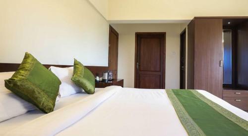 Pratham Inn By Downtown Hotels