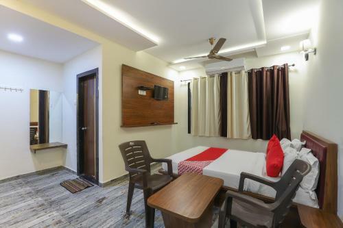 Oyo 65742 Hotel Hill Villa