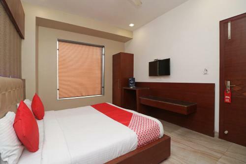 Capital O 2594 Hotel Kanchan Residency