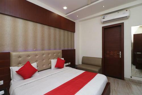 Capital O 2594 Hotel Kanchan Residency