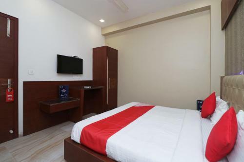 Capital O 2594 Hotel Kanchan Residency